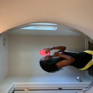 Meet your Posher, Andrea